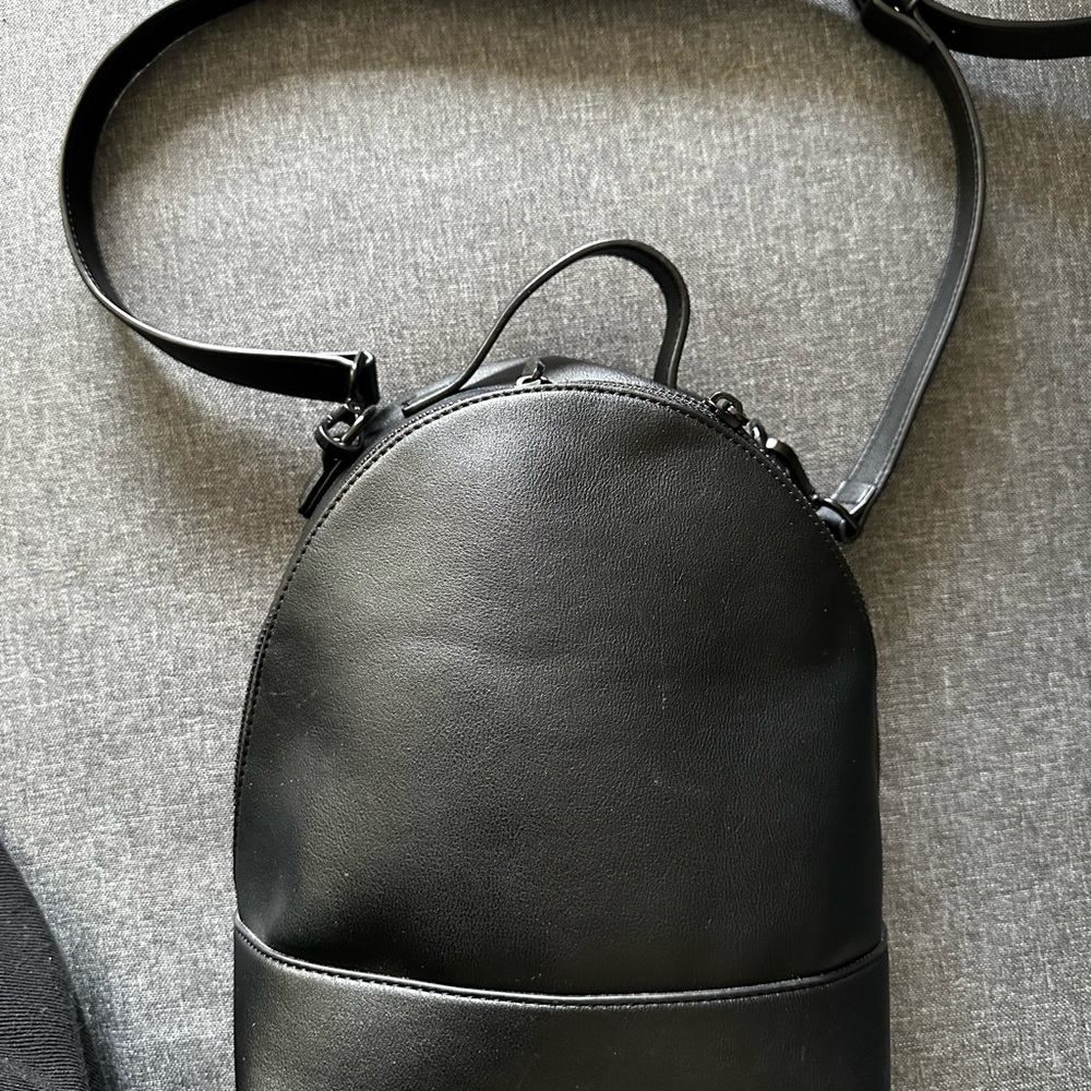 Pixie Mood Black Belt Bag with Structured Design